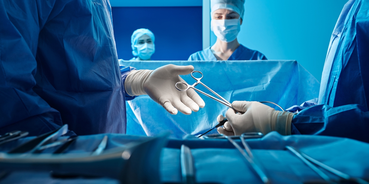 pinça hemostática